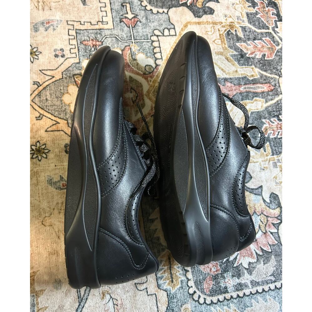 SAS Black Leather Loafers - Picture 7 of 13